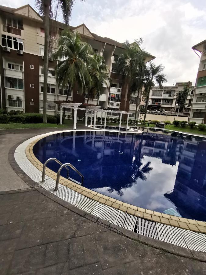 My Place Apartment Subang Jaya Exterior photo