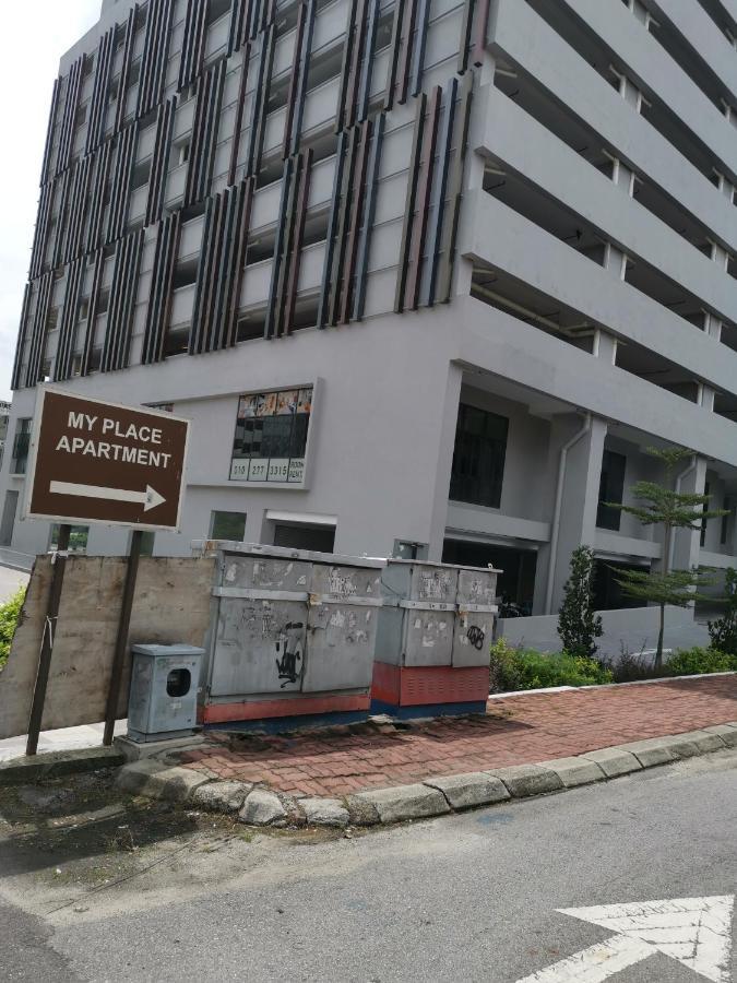 My Place Apartment Subang Jaya Exterior photo